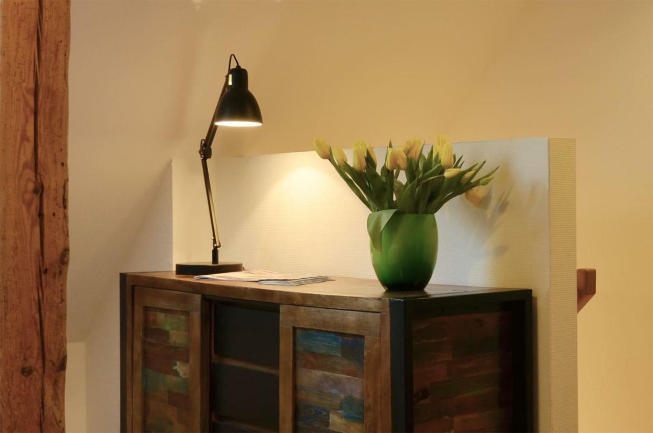 Jung Apartment *